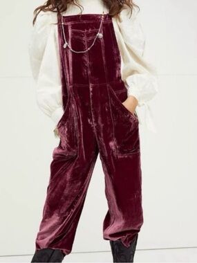 Free People The weekender crushed velvet overalls